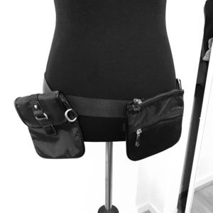 Kenneth Cole Reaction moveable 2 pouch waist pack